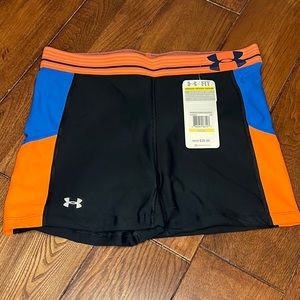 Under Armour. NWT compression shorts